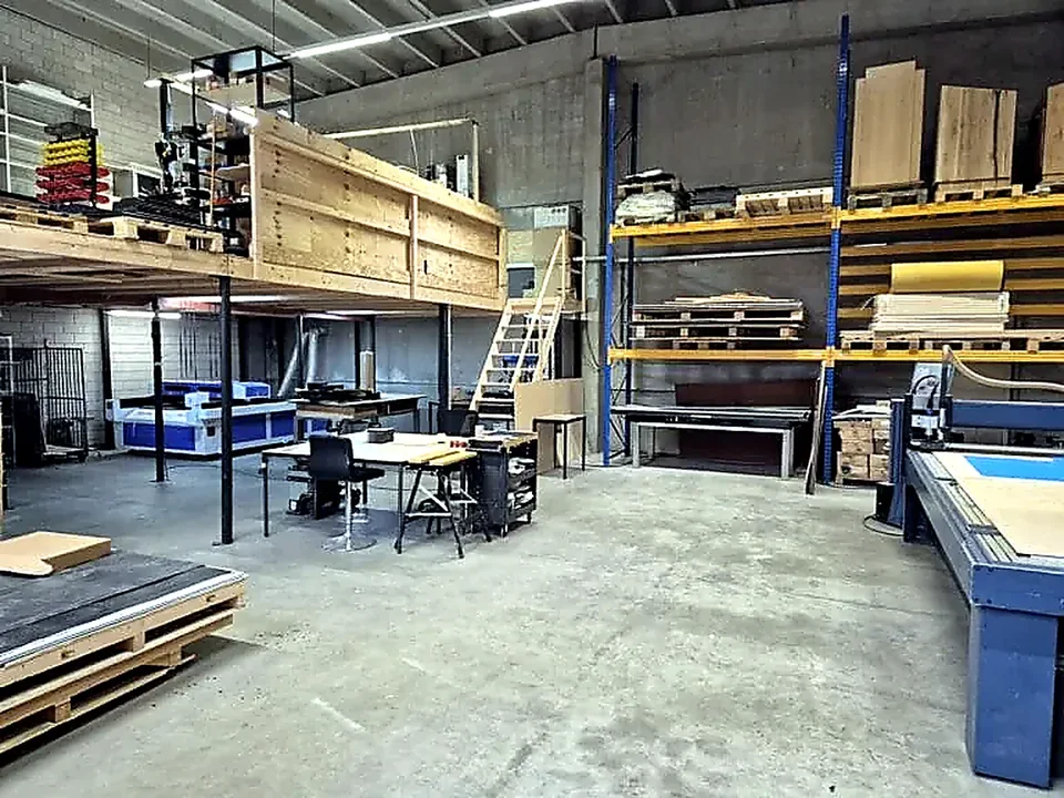 Productiehal van Milplex in Best met CNC- en laseropstelling.